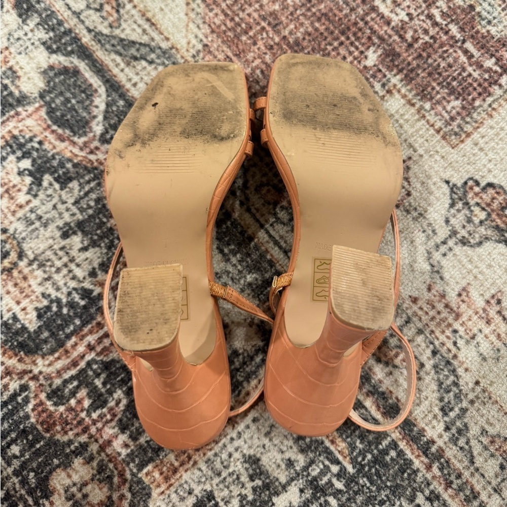 Coral Pink Heel Sandal Shoes, Size 9 - Picture 3 of 4
